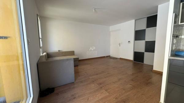 Appartement Nanterre 3 pièce(s) 58 m2 €310 000 ** - Référence 15201