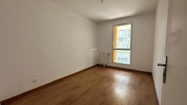 Appartement Nanterre 3 pièce(s) 58 m2 €310 000 ** - Référence 15201