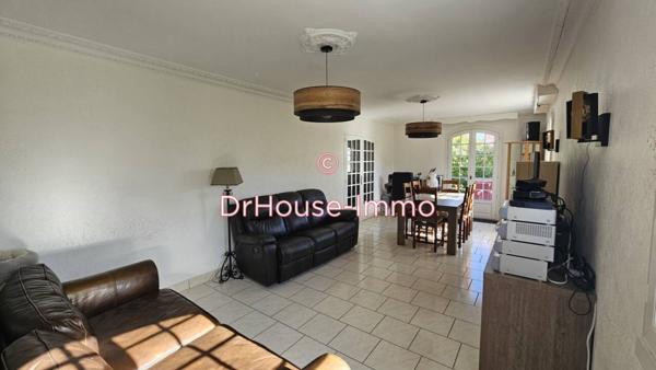 Maison à vendre 6 pièces de 197 m²