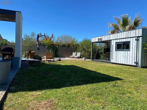 Maison individuelle à vendre à Saint-Médard-en-Jalles en Gironde (33160), ref : 032/1611   
Corbiac