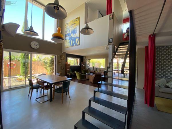 Maison individuelle à vendre à Saint-Médard-en-Jalles en Gironde (33160), ref : 032/1611   
Corbiac