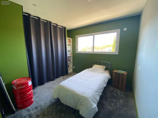 Maison individuelle à vendre à Saint-Médard-en-Jalles en Gironde (33160), ref : 032/1611   
Corbiac