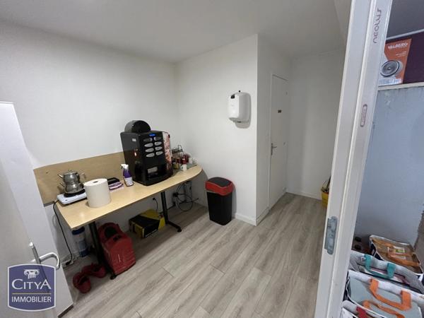 Local commercial à vendre 77.46m²