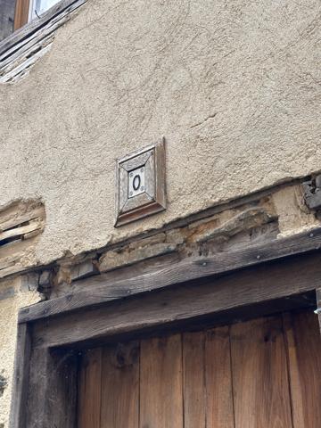 Maison
         5 pièces
        - 140 m² 35 900 € *