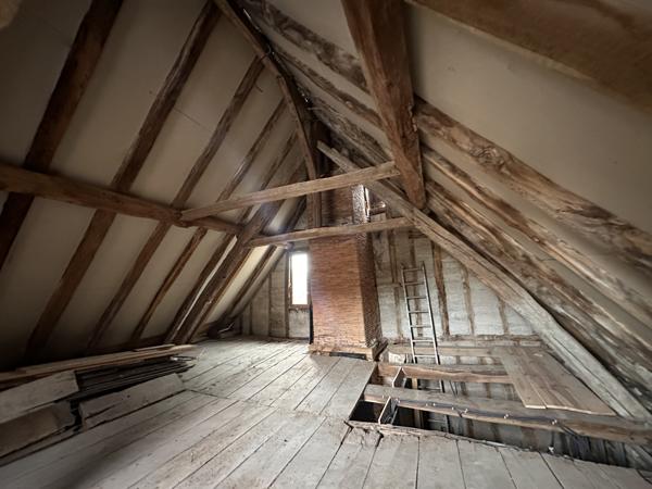 Maison
         5 pièces
        - 140 m² 35 900 € *