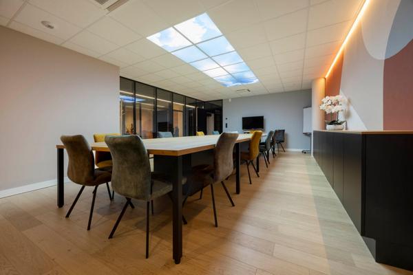 Plateaux de bureaux zone de l'Hermitage à Brest - Hyper visibilité commerciale