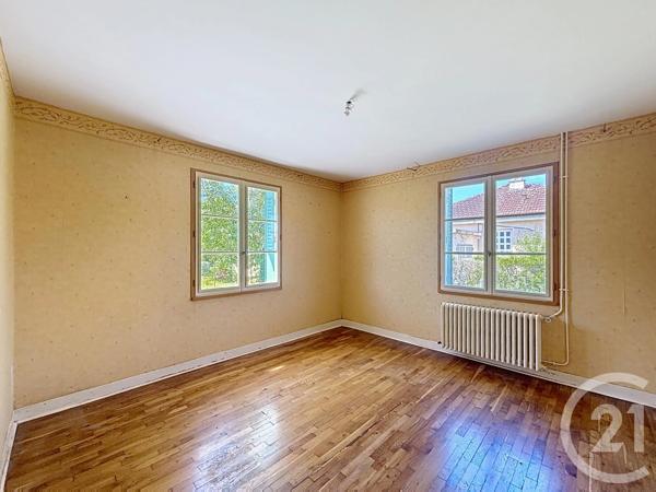 Maison à vendre  5 pièces - 103 m 2   CHATENOY LE ROYAL  - 71