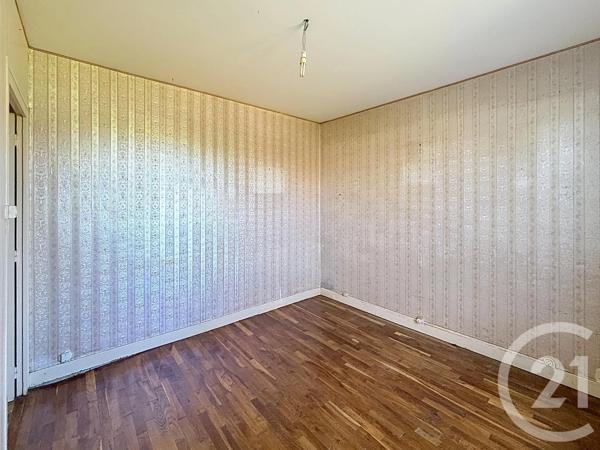 Maison à vendre  5 pièces - 103 m 2   CHATENOY LE ROYAL  - 71