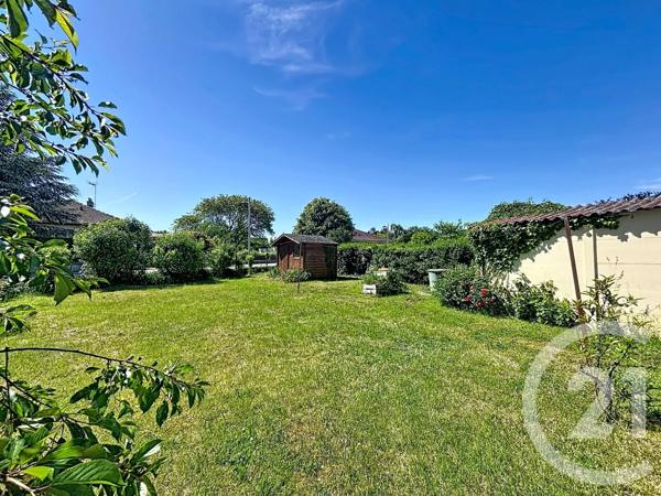 Maison à vendre  5 pièces - 103 m 2   CHATENOY LE ROYAL  - 71