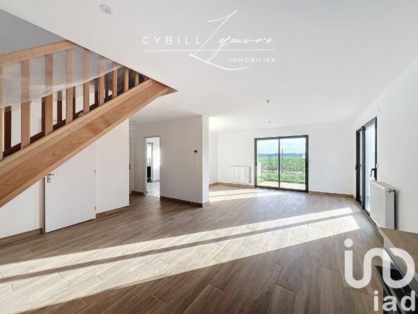Maison 6 pièces de 114 m² à Mesnil-Raoul (76520)