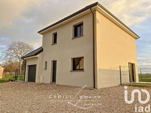 Maison 6 pièces de 114 m² à Mesnil-Raoul (76520)