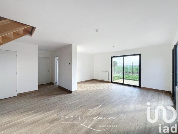 Maison 6 pièces de 114 m² à Mesnil-Raoul (76520)
