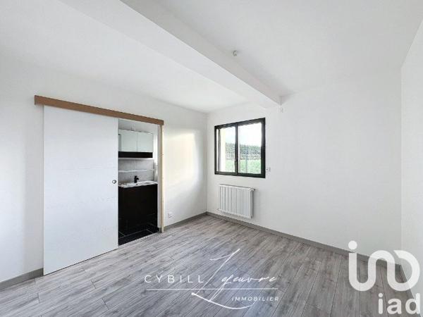 Maison 6 pièces de 114 m² à Mesnil-Raoul (76520)
