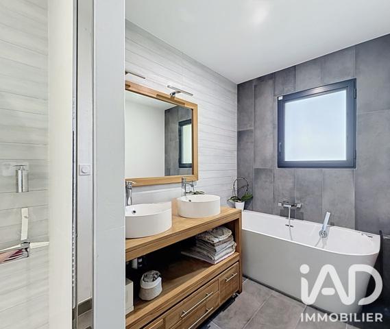 Maison à vendre 5 pièces 152,7 m² Biganos