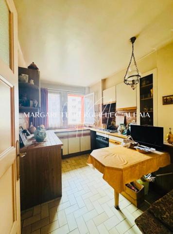 Appartement de 3 pièces, 2 chambres avec balcon, cave et box fermé