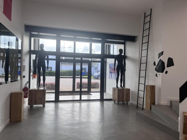 Bureaux à louer à MONT SAINT AIGNAN 76130