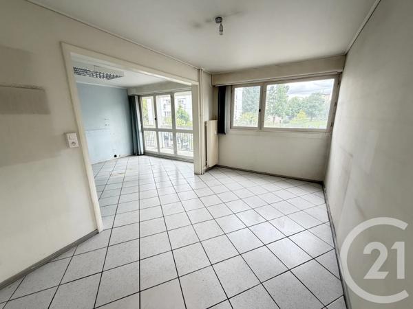 Appartement à vendre  4 pièces - 71,07 m 2   MONTBELIARD  - 25