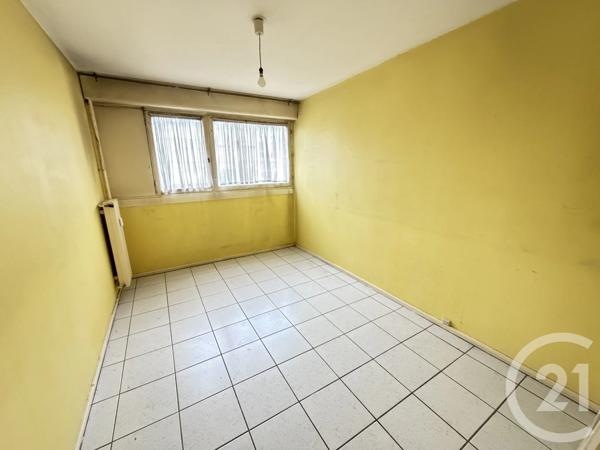 Appartement à vendre  4 pièces - 71,07 m 2   MONTBELIARD  - 25