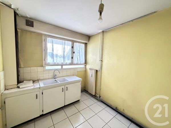 Appartement à vendre  4 pièces - 71,07 m 2   MONTBELIARD  - 25