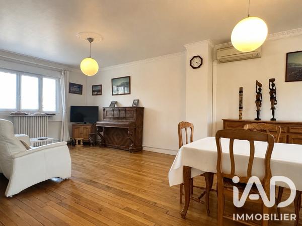 Immeuble à vendre 463,6 m² La Courneuve