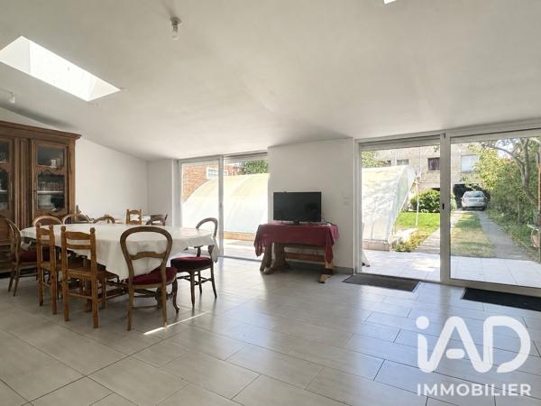 Immeuble à vendre 463,6 m² La Courneuve