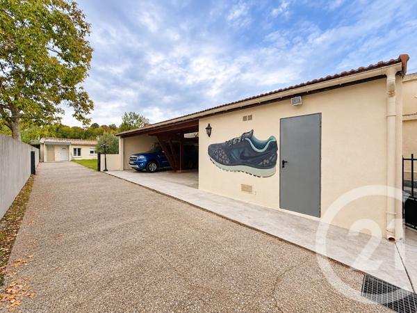 Maison à vendre  8 pièces - 154,88 m 2   MONTFERMEIL  - 93