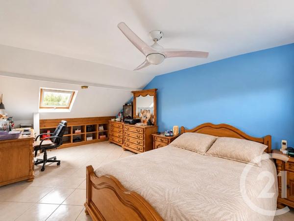 Maison à vendre  8 pièces - 154,88 m 2   MONTFERMEIL  - 93