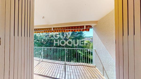 appartement type 4 Cellier, Garage fermé et Balcon avec vue sur le jardin de la copropriété