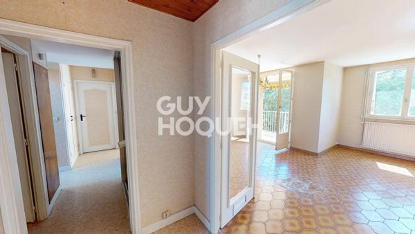 appartement type 4 Cellier, Garage fermé et Balcon avec vue sur le jardin de la copropriété