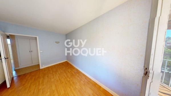 appartement type 4 Cellier, Garage fermé et Balcon avec vue sur le jardin de la copropriété