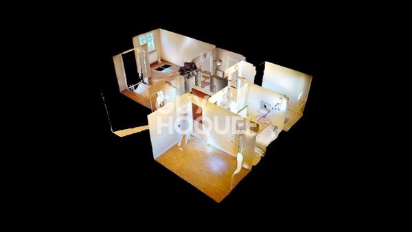 appartement type 4 Cellier, Garage fermé et Balcon avec vue sur le jardin de la copropriété