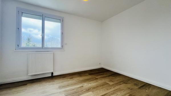 Quimper (29000) Appartement T4 de 80 m² avec Terrasse et Balcon au Dernier étage