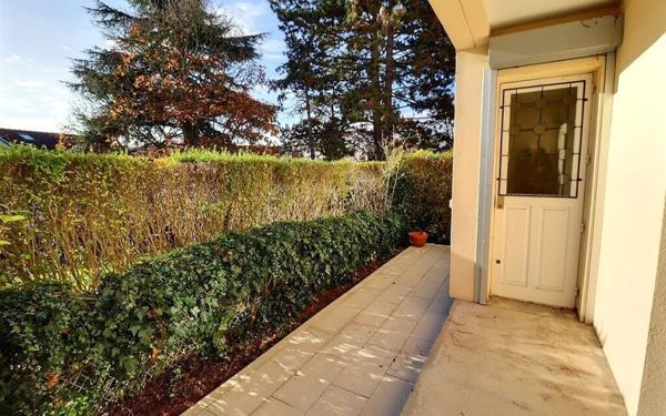 Appartement à vendre    3 pièces • 53,66 m2 Viroflay