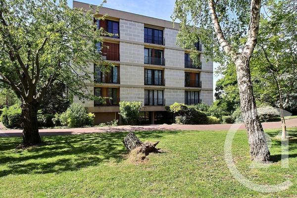 Appartement F5 à vendre  5 pièces - 84,42 m2 FRESNES - 94