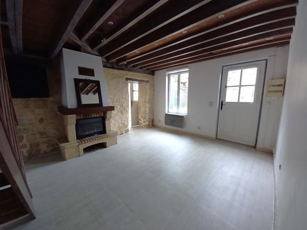 CHARS Maison T2 54 m2 avec jardin