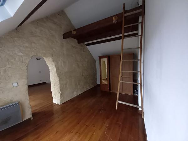 CHARS Maison T2 54 m2 avec jardin