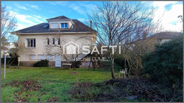 Au coeur de Montbazens, commerces et écoles à proximité