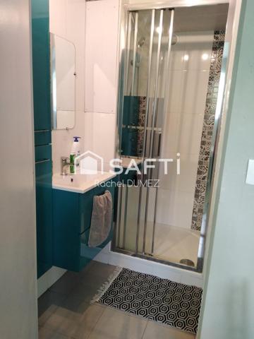 Au coeur de Montbazens, commerces et écoles à proximité