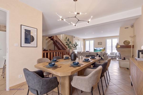 Maison Saint Germain En Laye 8 pièce(s) 799 000 € **  - Référence  18863