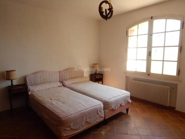 Vente Propriété 7 pièces 225 m2 à Salernes