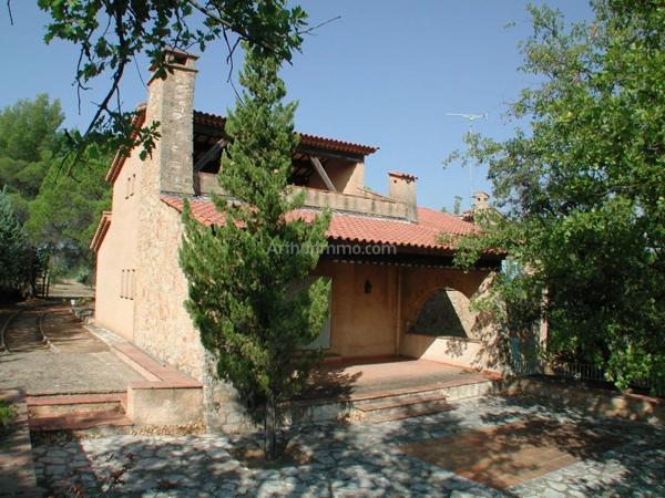 Vente Propriété 7 pièces 225 m2 à Salernes