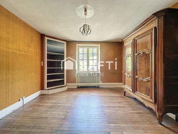 Magnifique maison en pierre à Salins-les-Bains