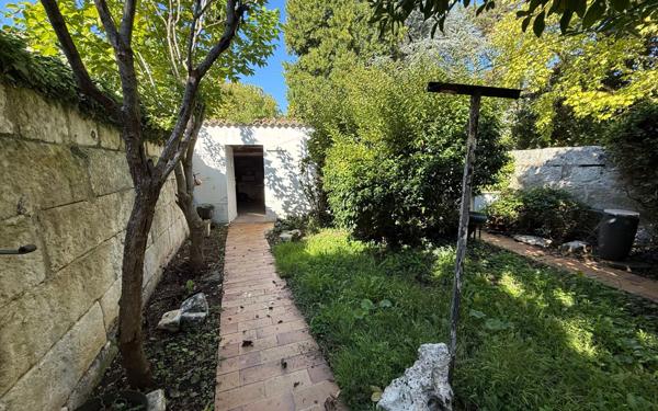 Maison à vendre    7 pièces • 181,80 m2 Saintes