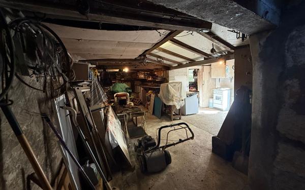 Maison à vendre    7 pièces • 181,80 m2 Saintes