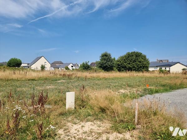 Terrain à bâtir de 471 m²  Ducey-les-Chéris