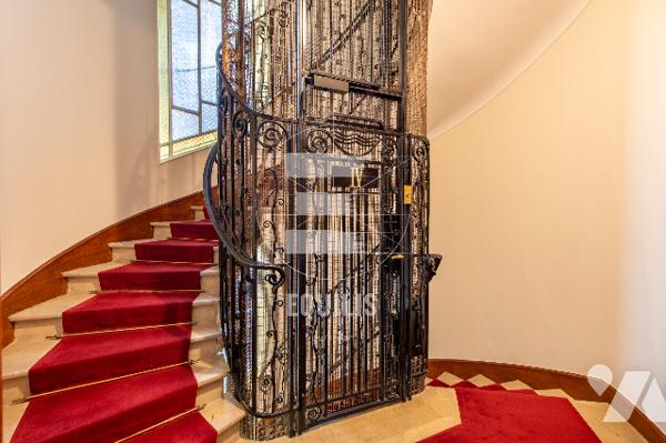 Elégant appartement familial de 183m2 au cœur du quartier Chaillot, proche Rue Le Sueur