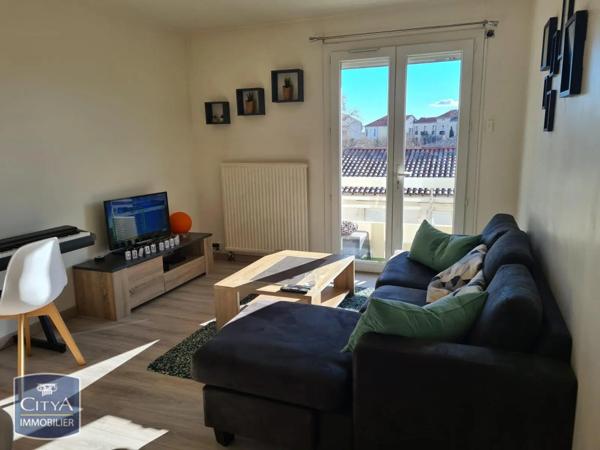 Appartement à louer 2 pièces 46.93m²