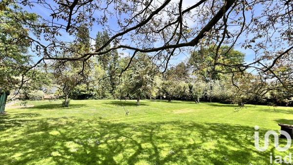 Maison 8 pièces de 198 m² à René (72260)