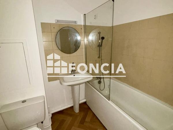 Location Studio 30 m² - 4 RUE DU CHATEL Gonesse 95500