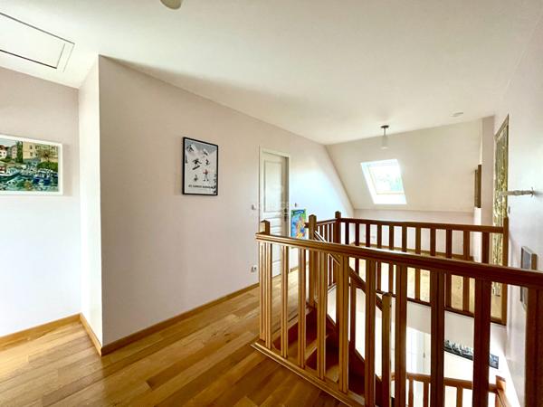 Maison Eragny 6 pièce(s) 166 m2 €549 000 - Référence 7193